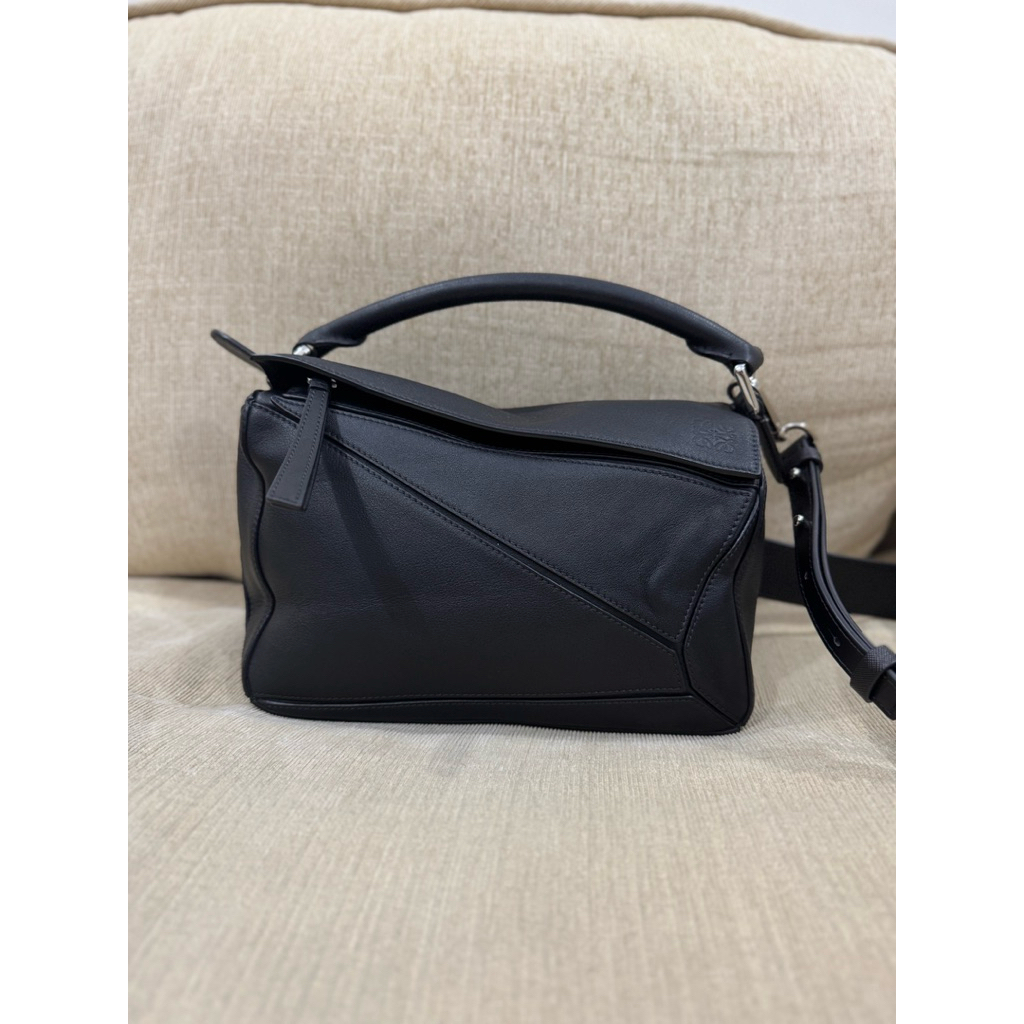 NETT PRICE preloved loewe puzzle bag