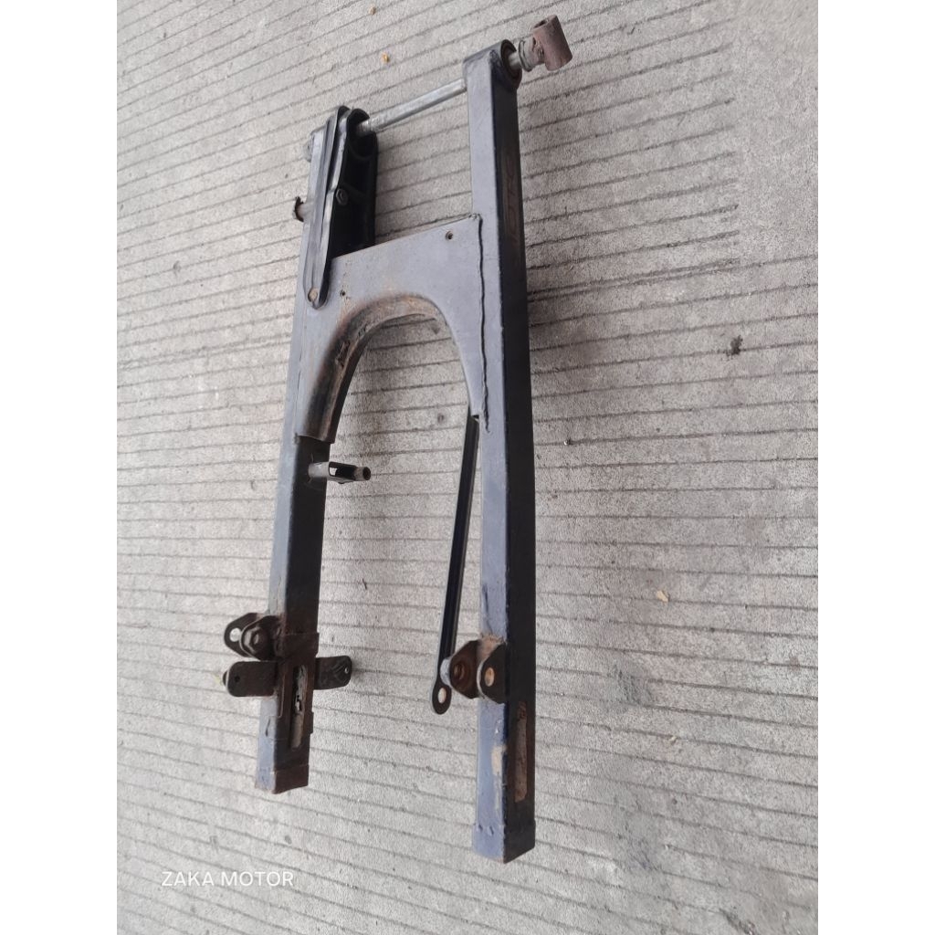 Swing Arm Sasis Pulsar Pnp Tiger 2000 Original