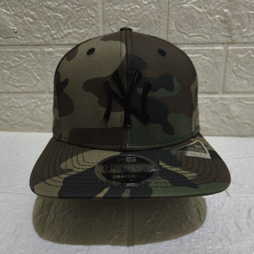 Topi New Era Cap New York Yankees Camo Metal Logo 9Seventy Stretch-Snap Original