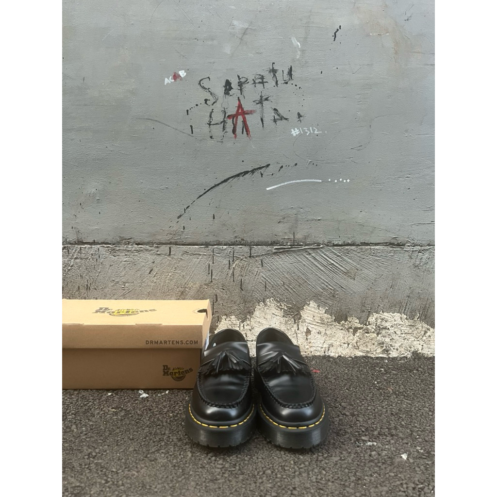 Dr. Martens Adrian Bex Blacksmooth with Box OG