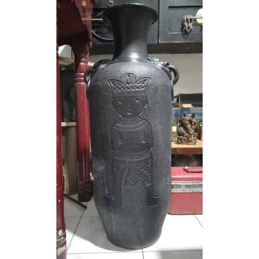 Guci Gerabah Etnik Besar Kuno Jadul Antik