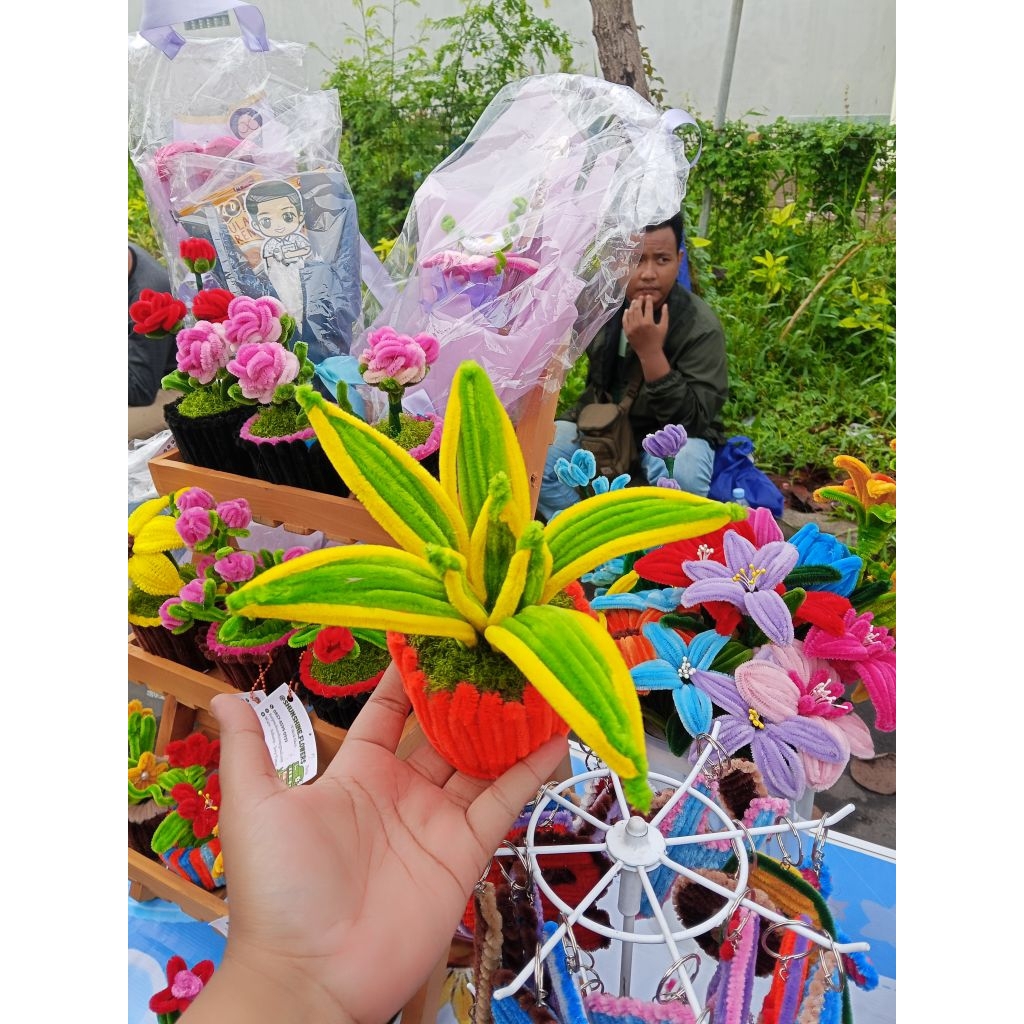 Bunga Pot Mini Lidah Mertua Kawat Bulu Bunga Pot Hiasan Meja