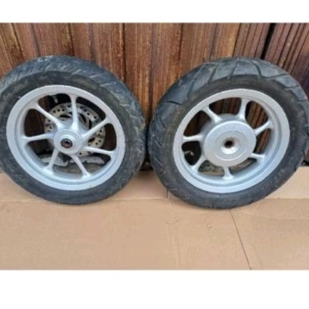 Velg depan belakang scoopy ring 12 free ban original