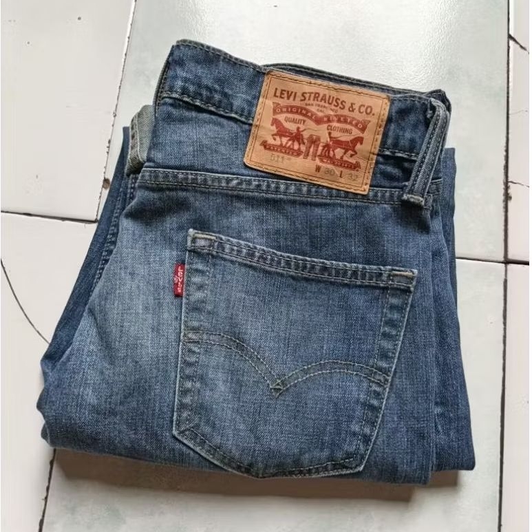 Celana jeans Levis 511 selvedge accent