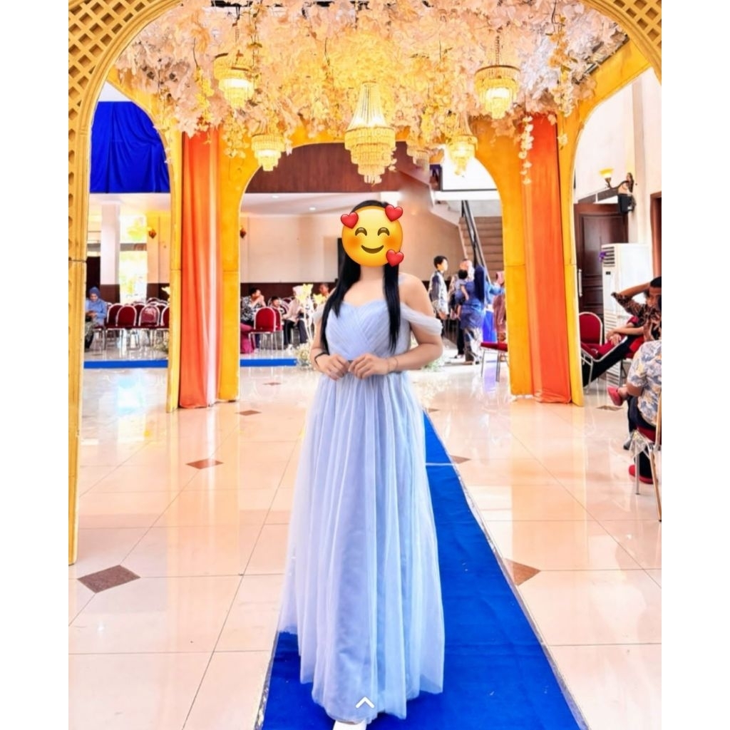 gaun biru muda size L