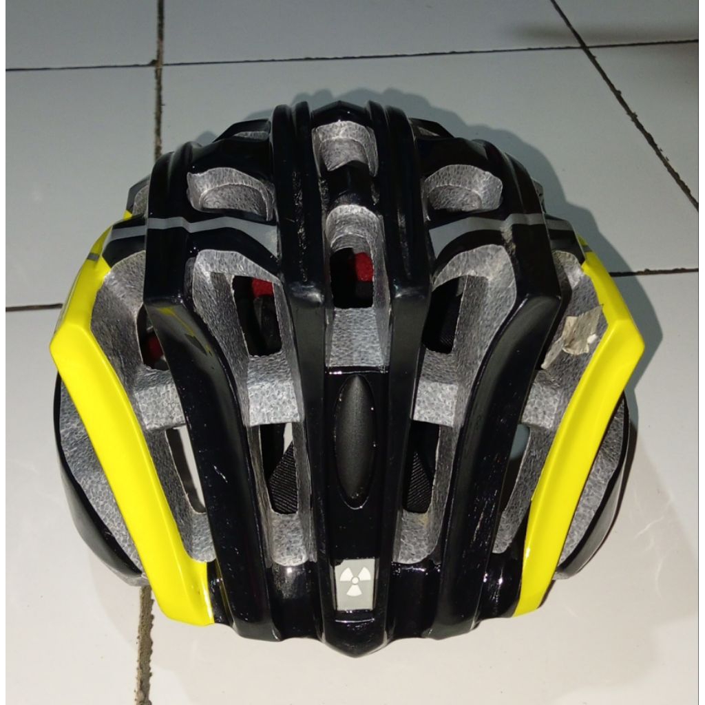 helm sepeda nuke head