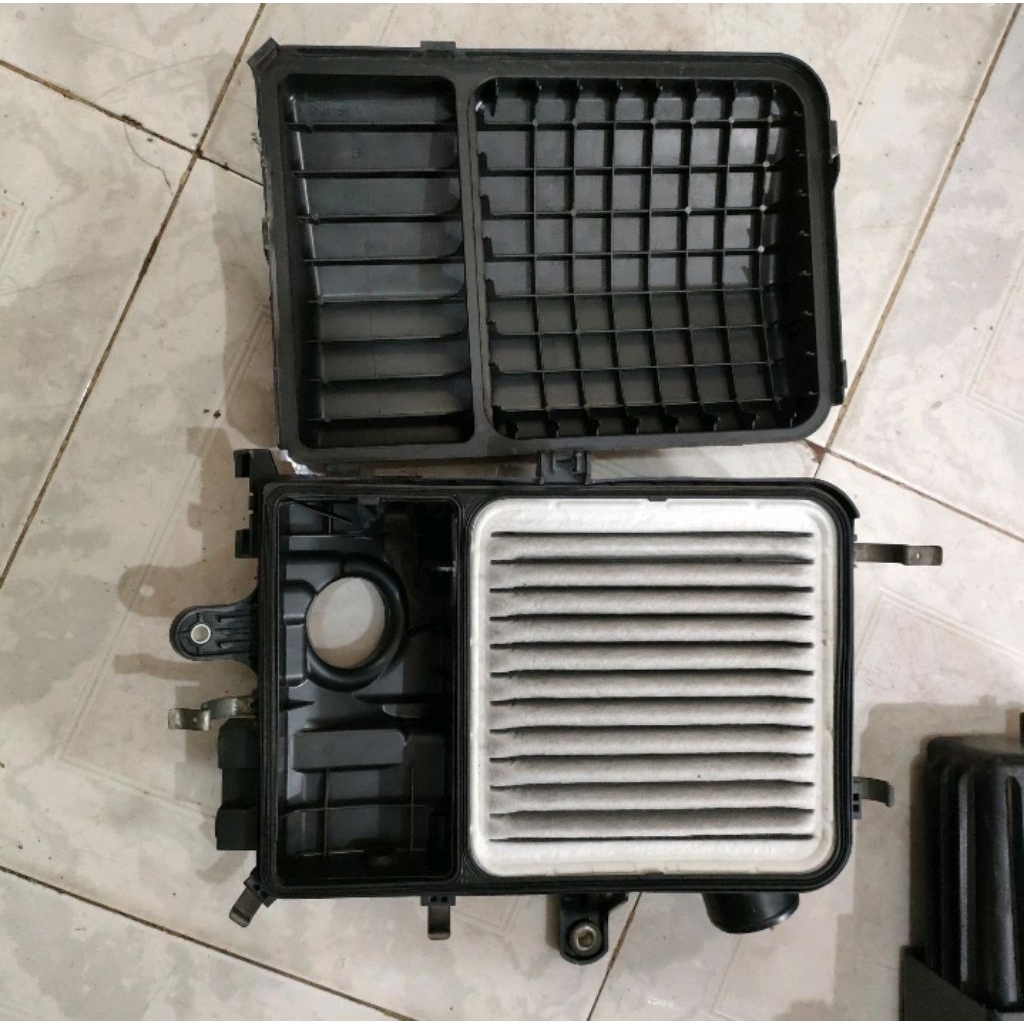 Box Filter Udara Avanza Rush Terios Xenia bawah