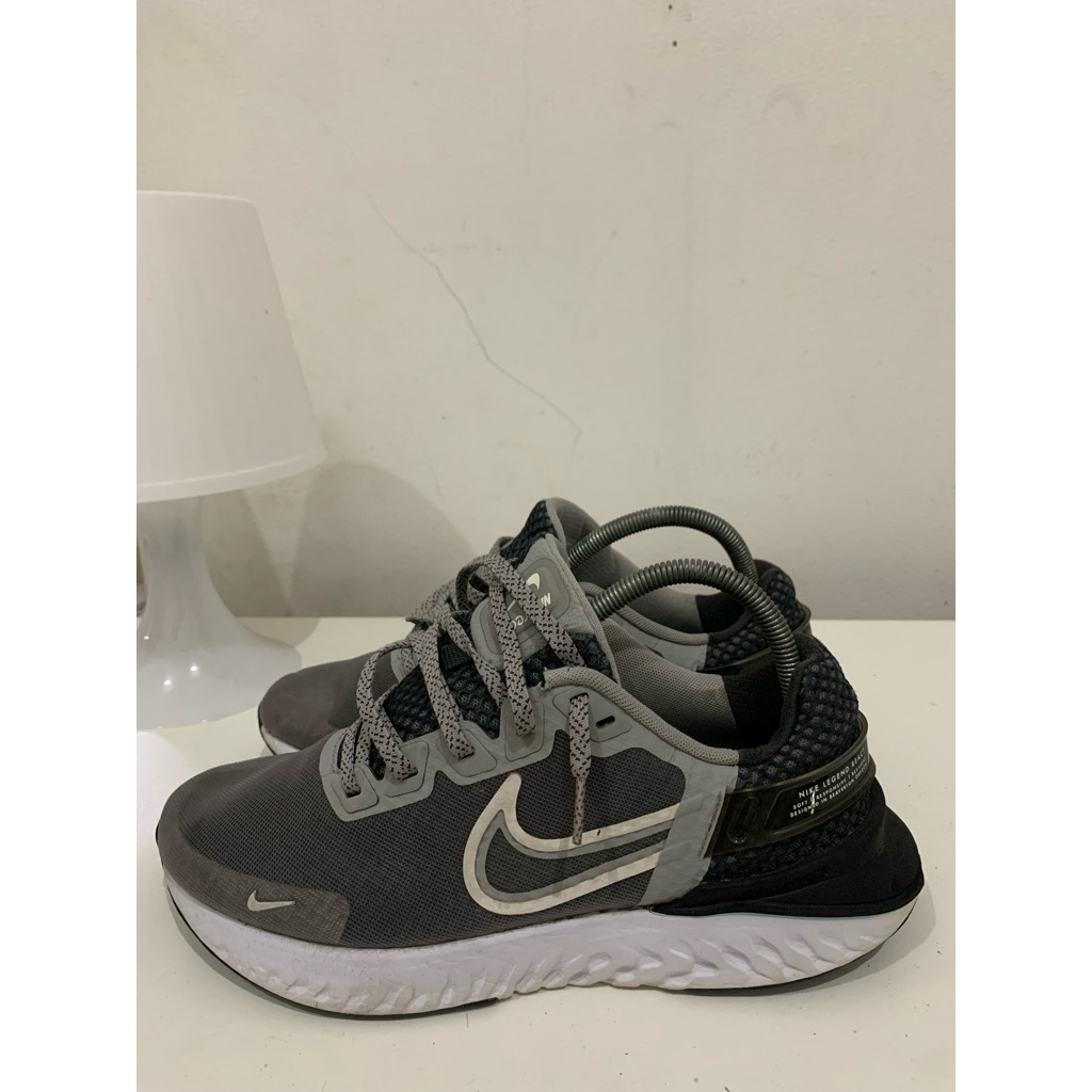 nike react legend