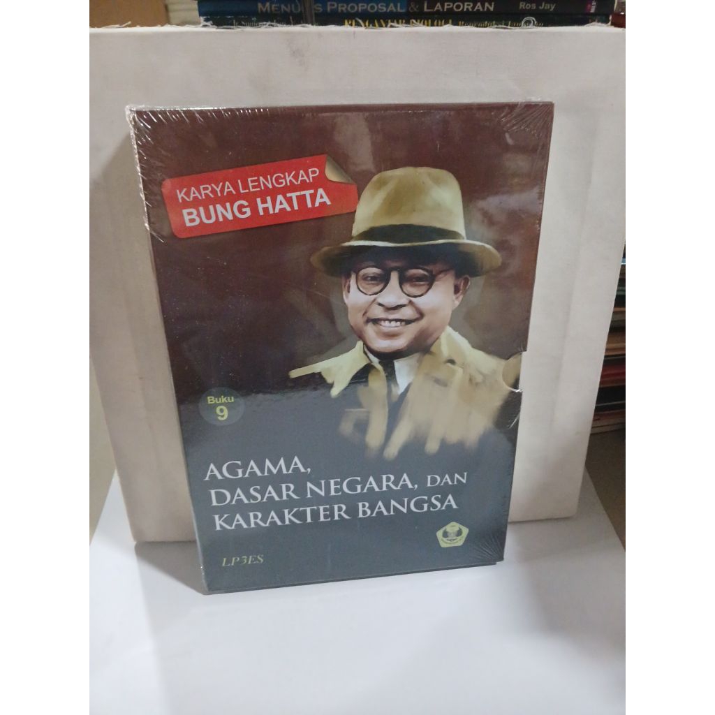 Buku KARYA LENGKAP BUNG HATTA, Buku 9