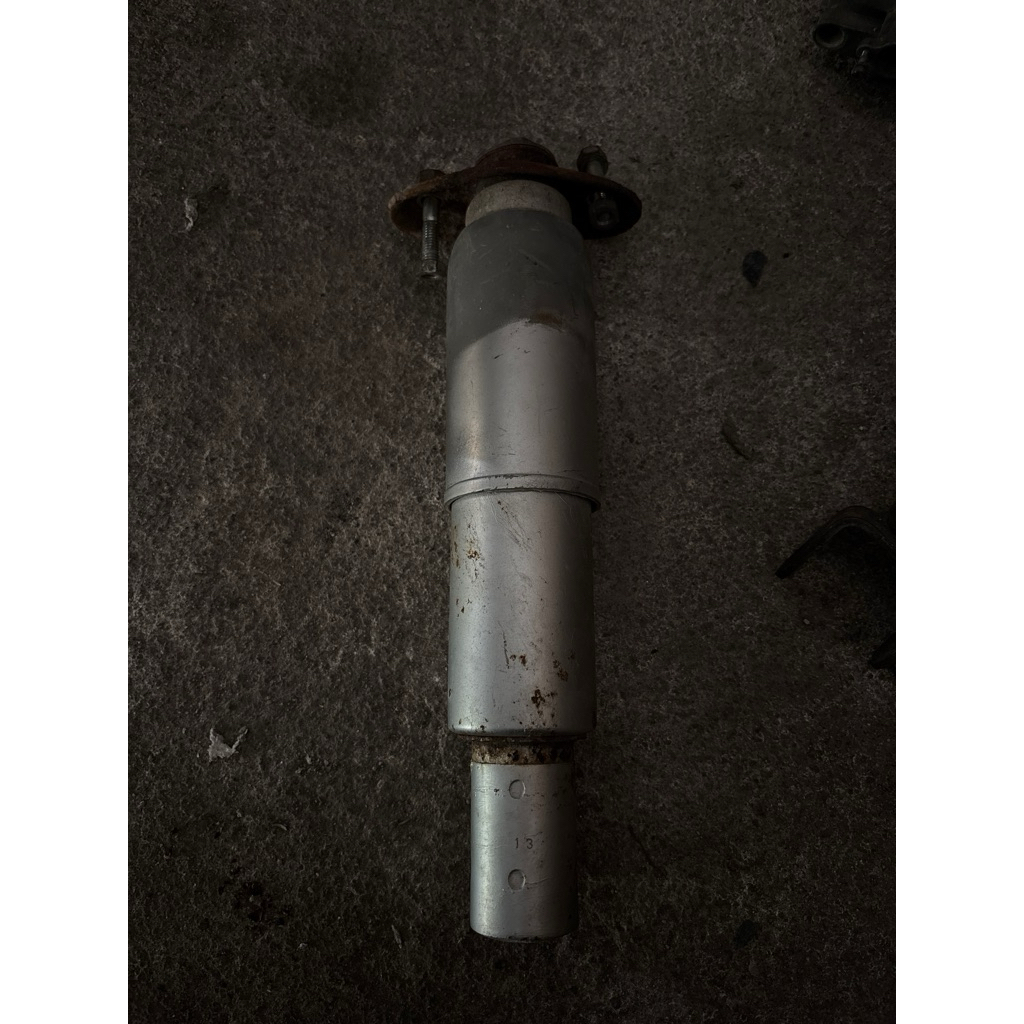 shock depan vespa excel bekas copotan