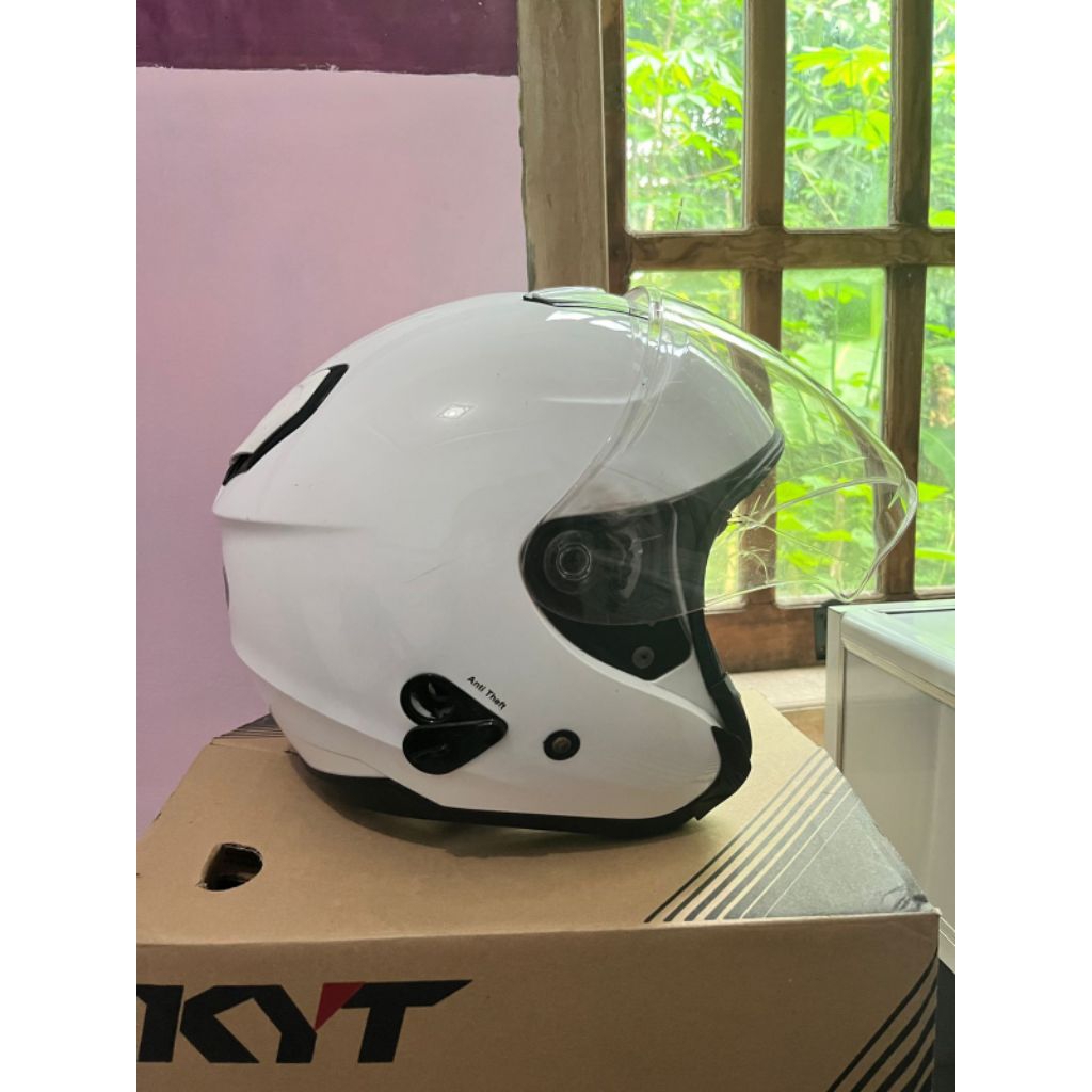PRELOVED HLM KYOTO PUTIH ORI (size XL)