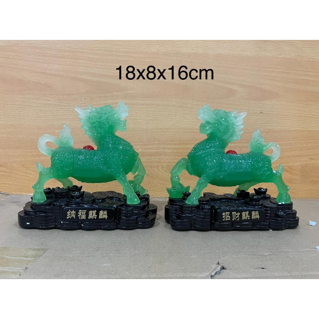Patung pajangan kuda qilin qi lin hijau giok fiber uk 16 cm