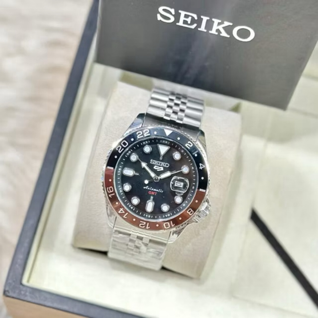 Seiko Jam Tangan Pria Sport Stainless Tahan Air