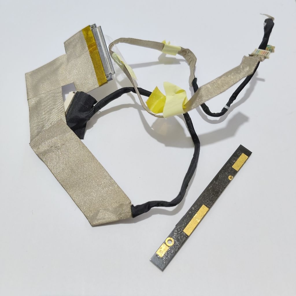 Flexible Pleksible LCD Laptop Notebook Asus Eee PC 1015 CX cabutan normal tested mulus no minus siap