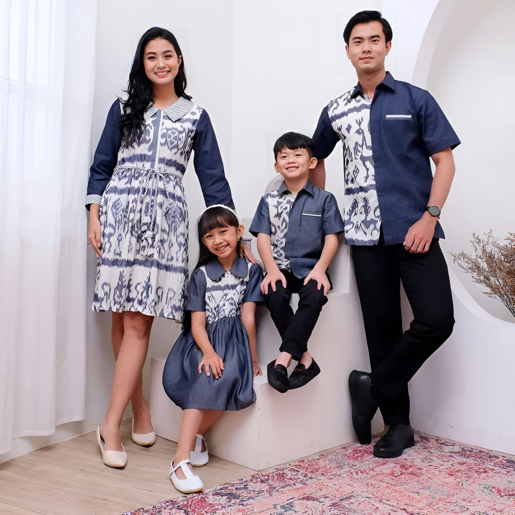 Baju Couple Tenun Seragam Keluarga Motif NTT Kombinasi Kain Toyobo Navy - Dres Natalan Sarimbit