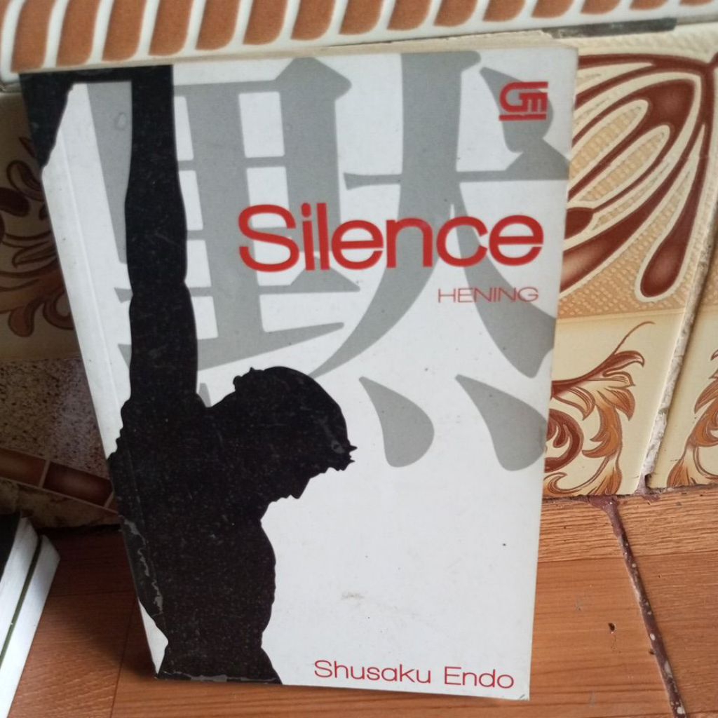 novel SILENCE - SHUSAKU ENDO
