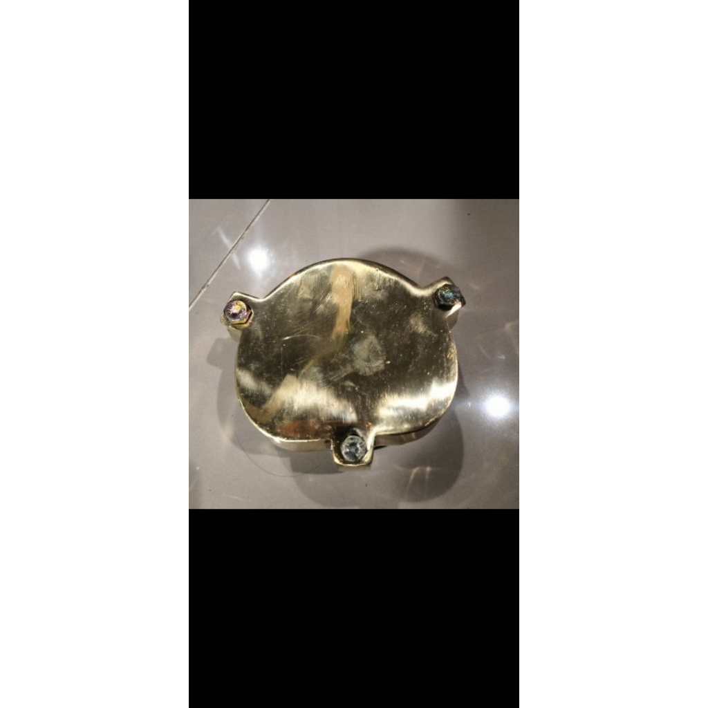 Kuvet kuningan ukuran L, kuvet kuningan skrup