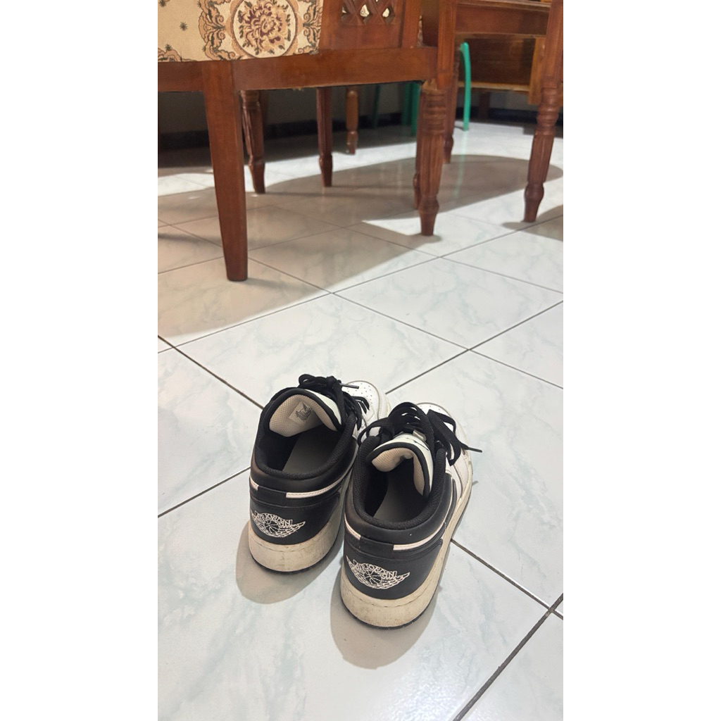 sepatu air jordan 1 low ORIGINAL