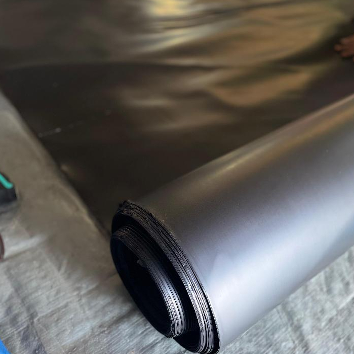 Custom ukuran geomembran HDPE 300 micron dan 500 micron