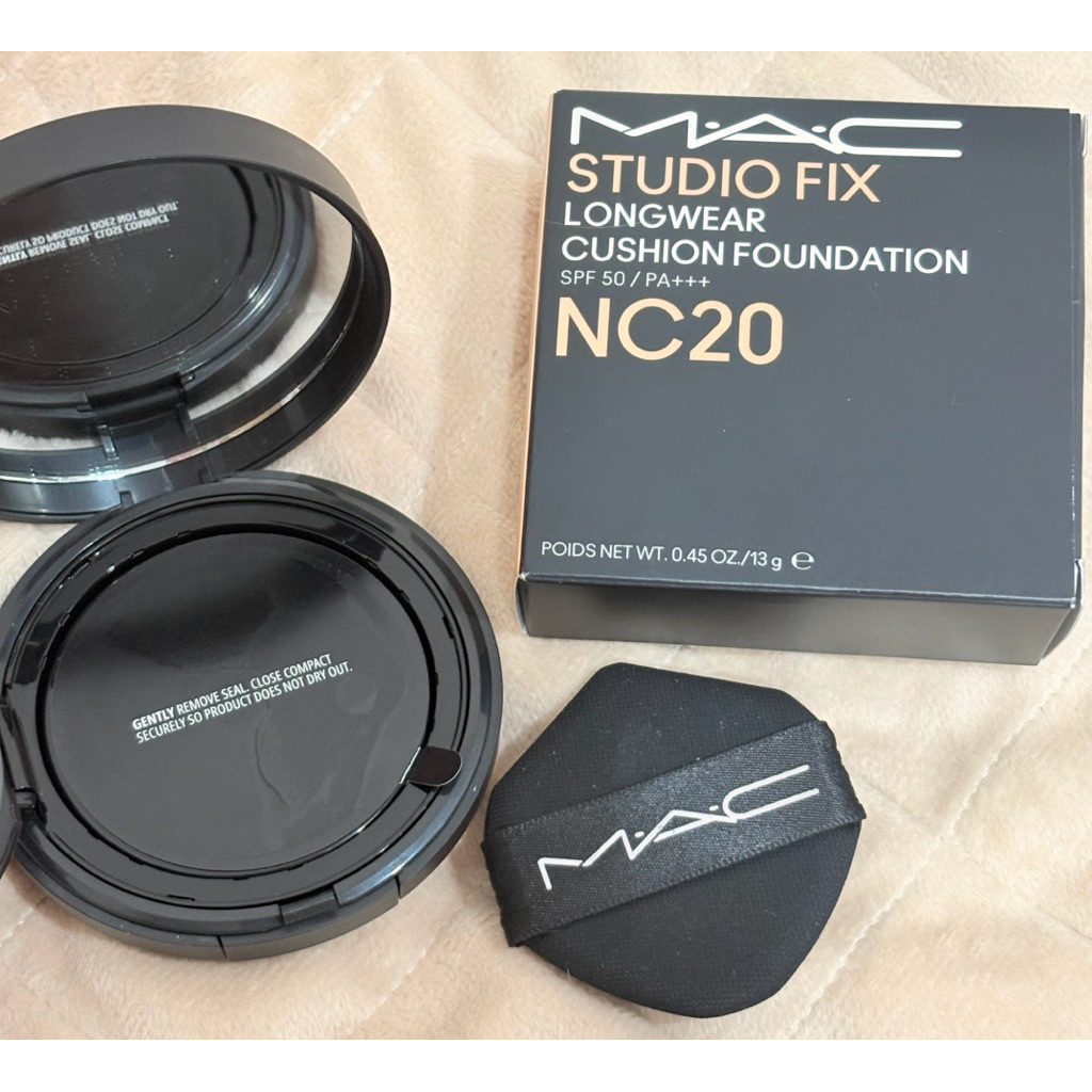 MAC STUDIO FIX LONGWEAR CUSHION FOUNDATION SHADE NC20
