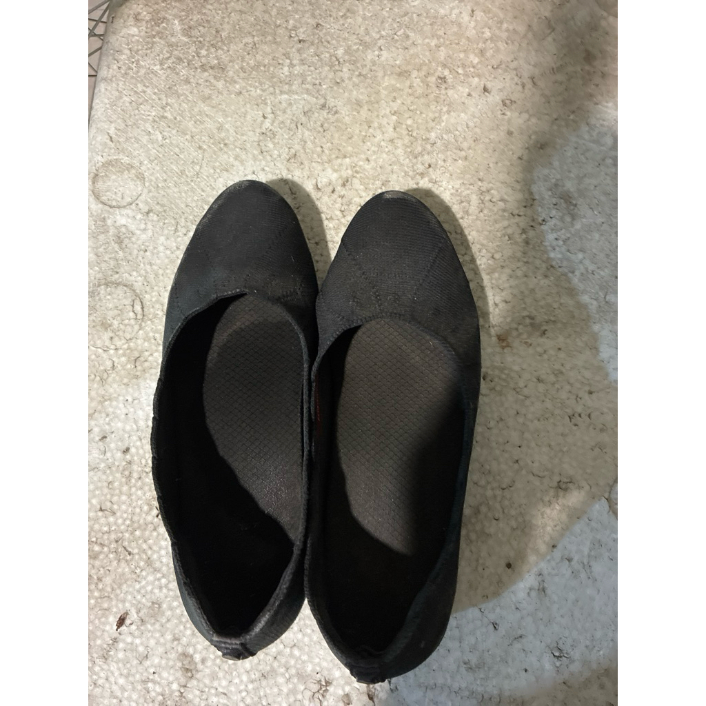 Preloved sepatu Skechers