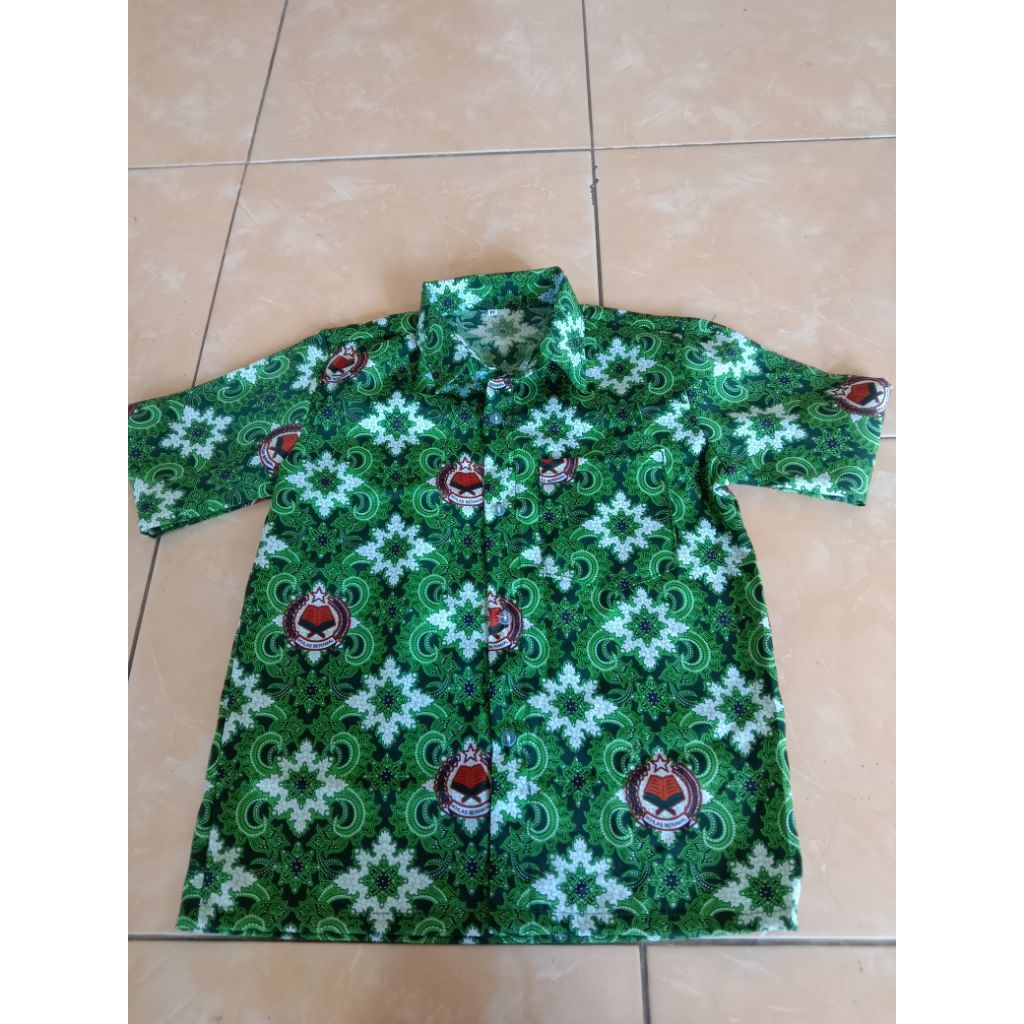 seragam batik sekolah SD/Mi/batik sekolah/seragam sekolah/motif Lugina hijau/merah/biru