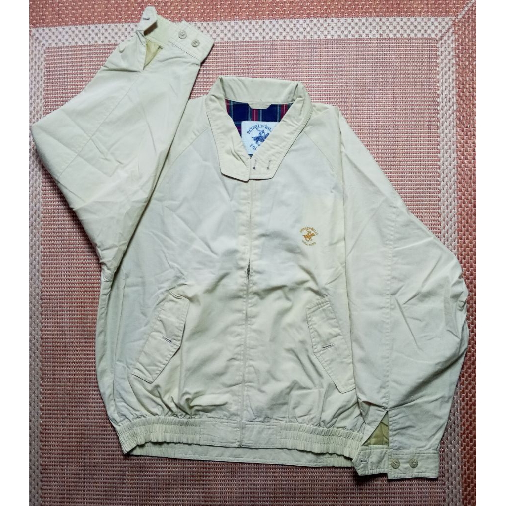 Jaket Beverly hills polo club warna krem outdoor vintage