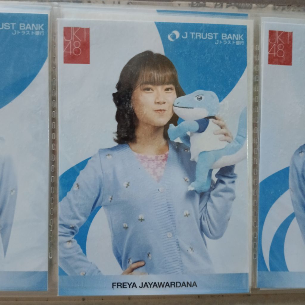 Photopack JKT 48 Freya Official J-Trust