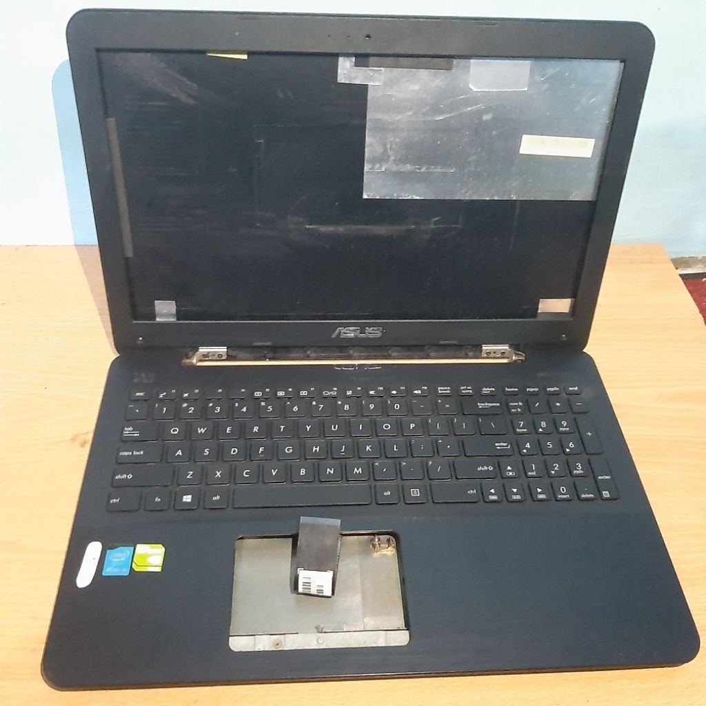 Casing Kesing Case Laptop Asus A555L