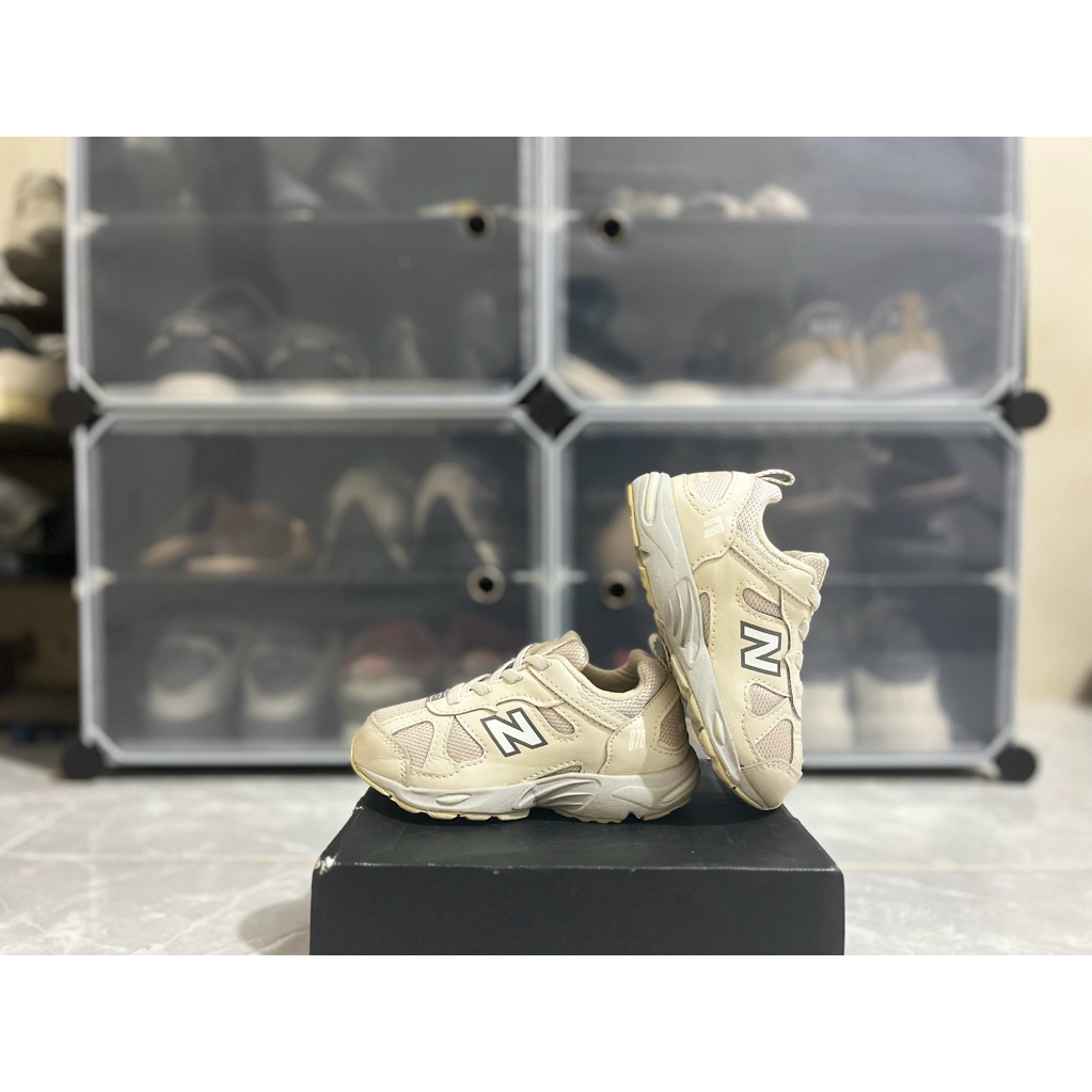 Sepatu Anak Preloved/Second Kids NB 878 Size 26