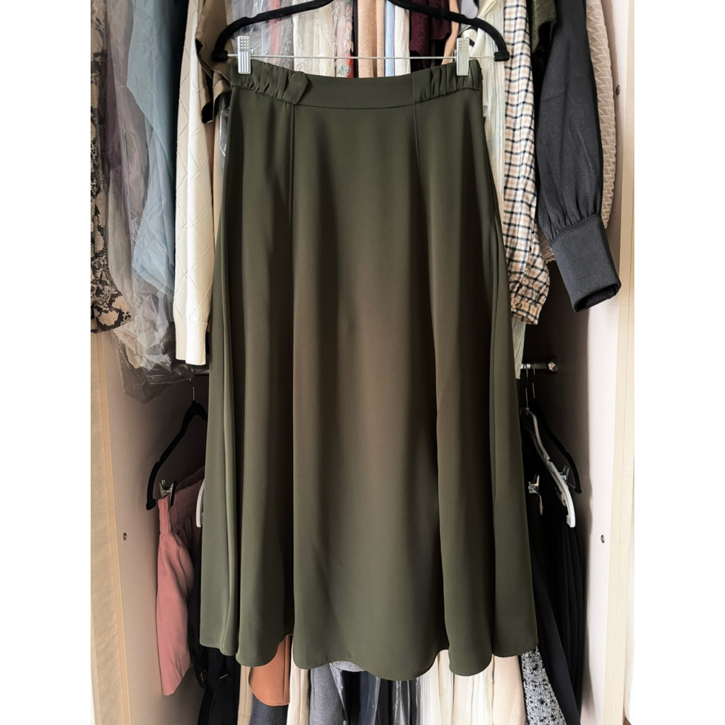 Zara Olive Green Midi Skirt Rok Midi Hijau Tua