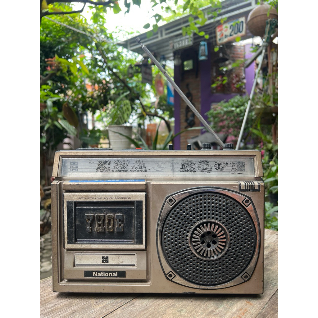 Radio 3 Band (MW / SW1-2) Cassette Tape Recorder, National RX-1442T