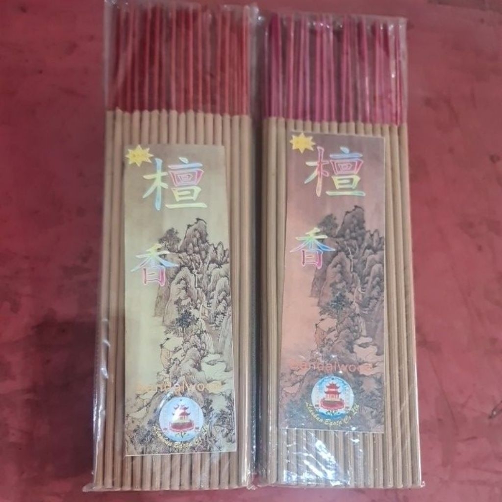 dupa wangi (sandalwood)