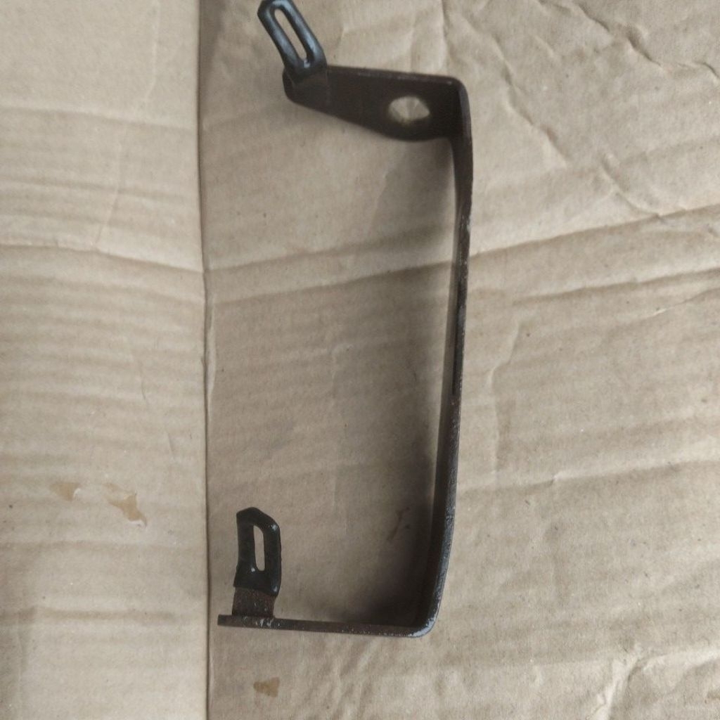 bracket dudukan sein riting belakang megapro primus