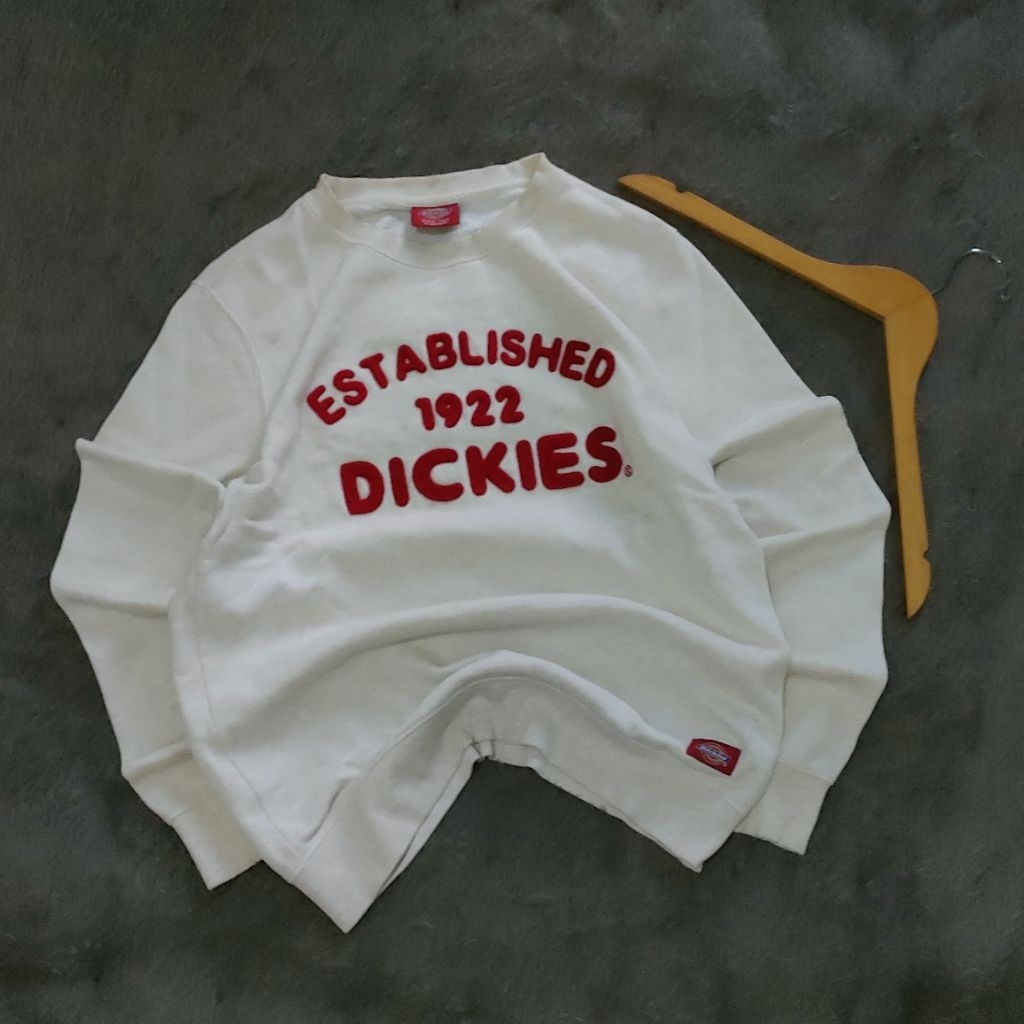 Crewneck Dickies Bordir Towel