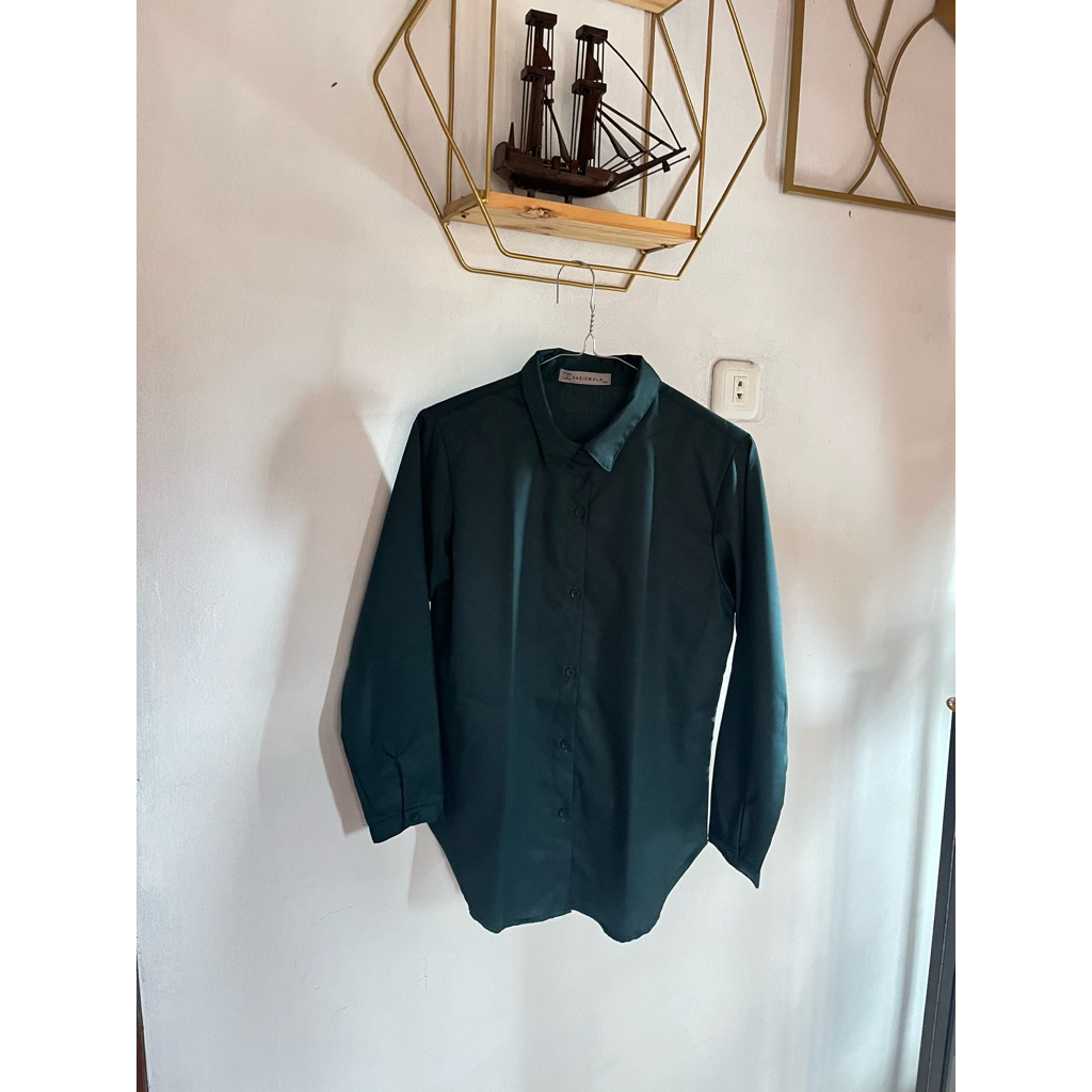 kemeja emerald green