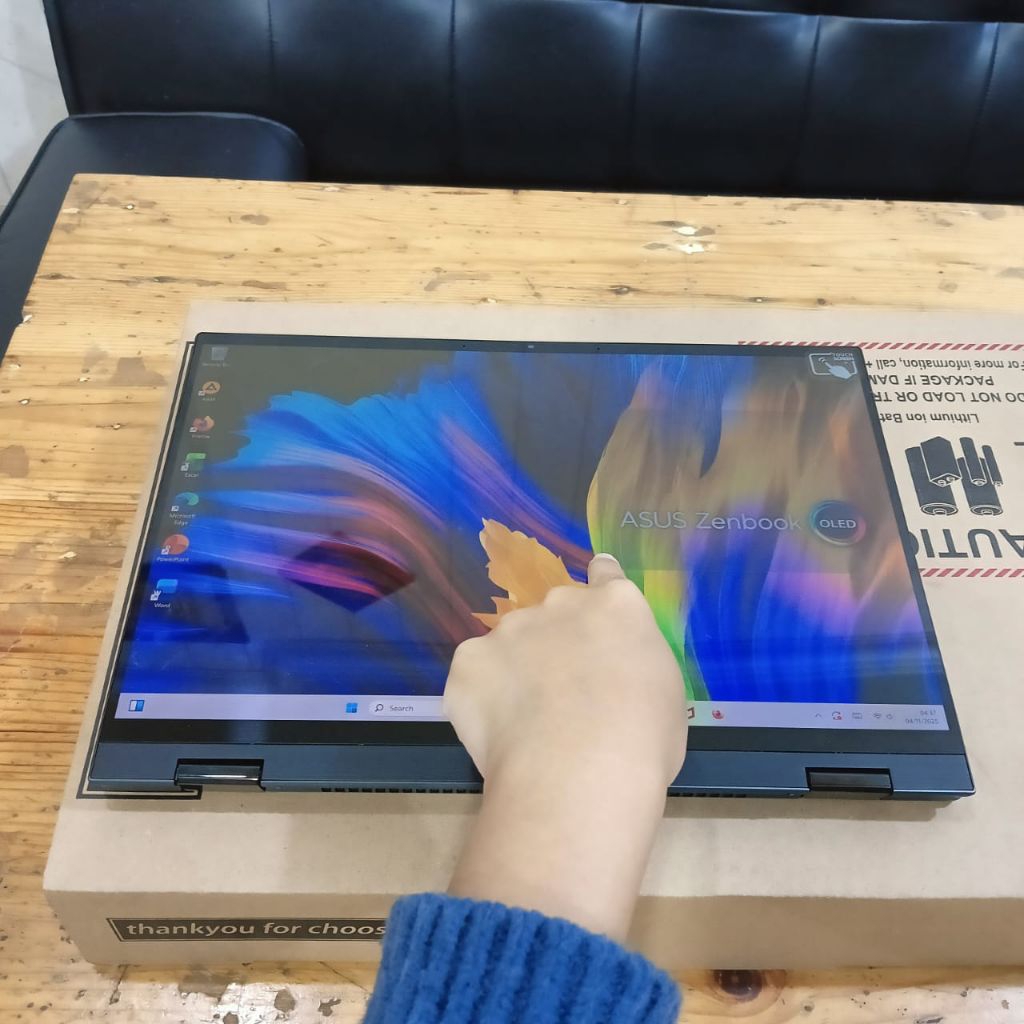 Asus Zenbook 14 UP5401EA, Core i5-1135G7, Ram8/512GB, #Touchacreen Flip