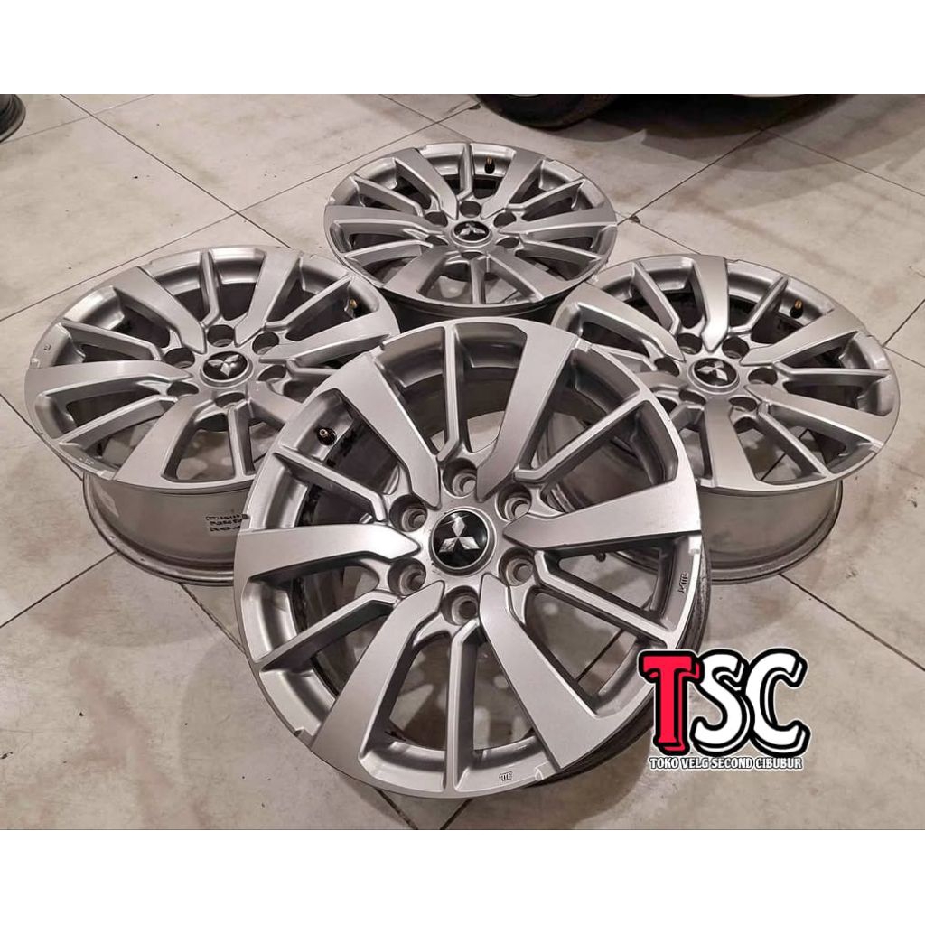 VELG ORI STANDAR PAJERO SPORT R18X7,5 PCD 6X139'7 SILVER (SECOND)