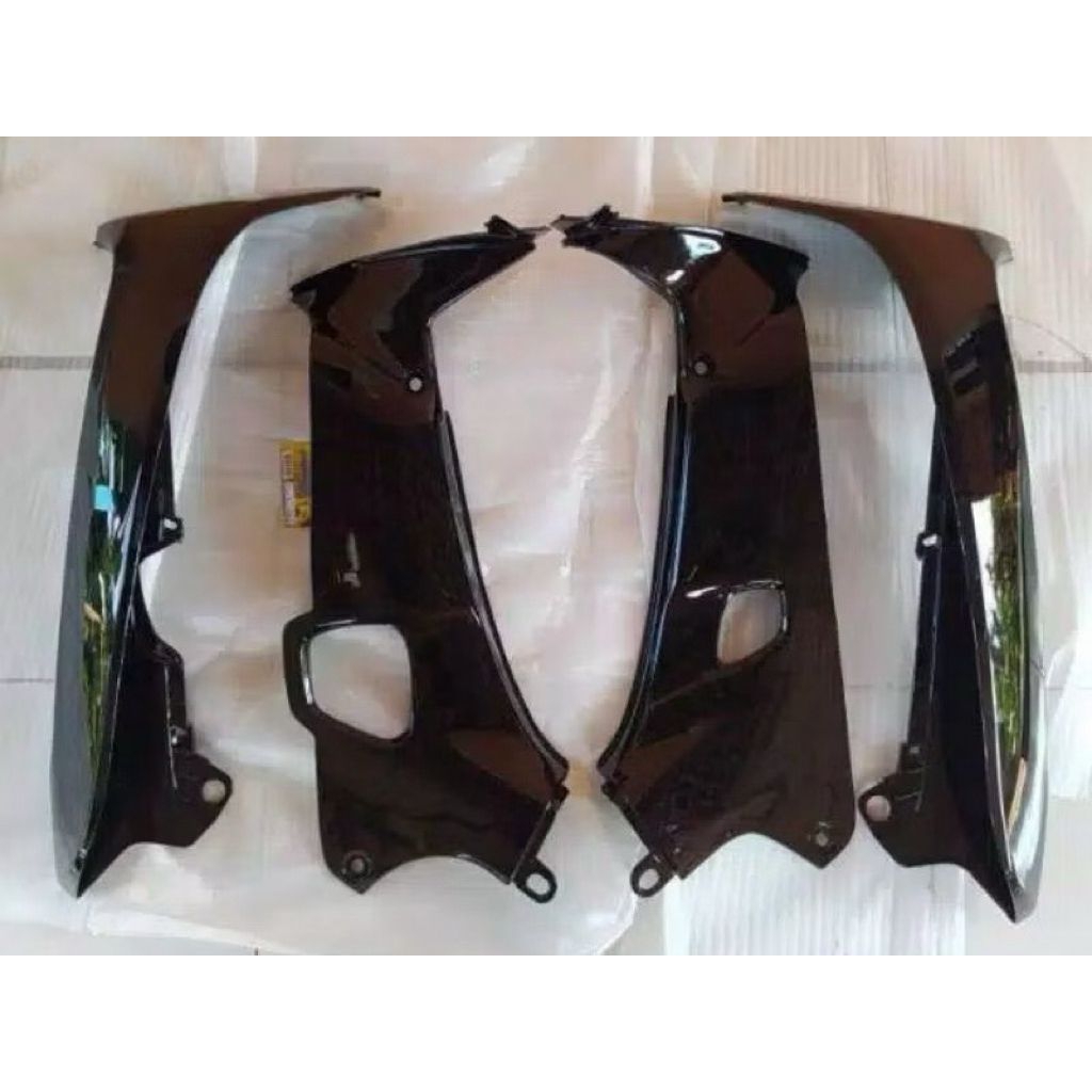 Sayap luar dalam Supra lama/fit