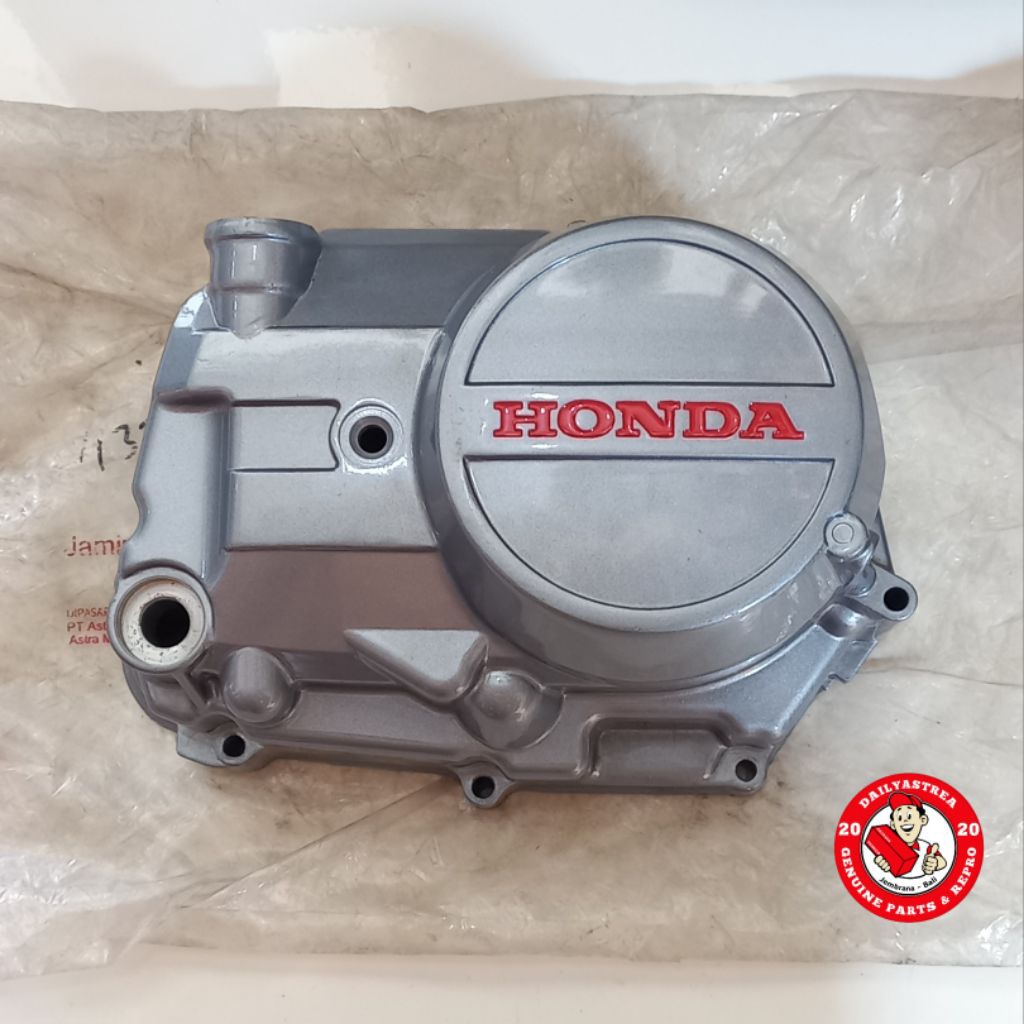 COVER R CRANKCASE TUTUP BLOK BLOCK MESIN KANAN ABU ABU GREY ASTREA GRAND BULUS PRIMA 1991 LIST MERAH