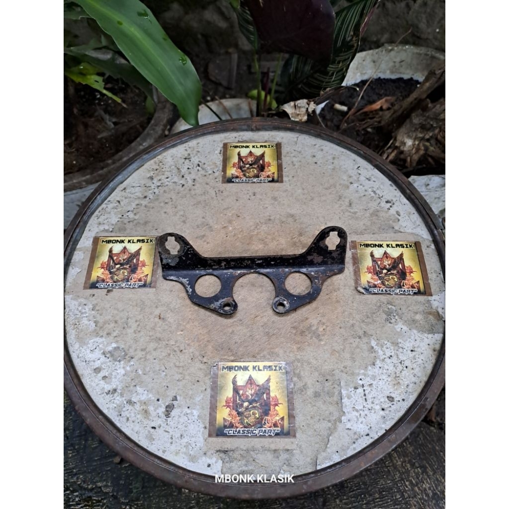 dudukan klakson binter merzy kz200 gto mach2 ORIGINAL breket bracket klakson kawasaki gto mach2 bint