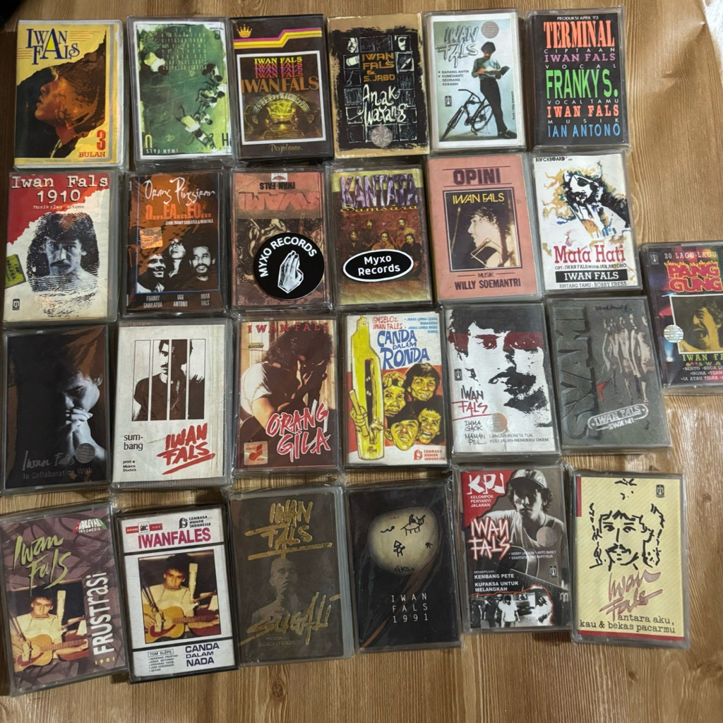 Original Paket Semua Kaset Pita Iwan Fals Perjalanan Tiga 3 Bulan Canda Dalam Ronda Anak Wayang dan 