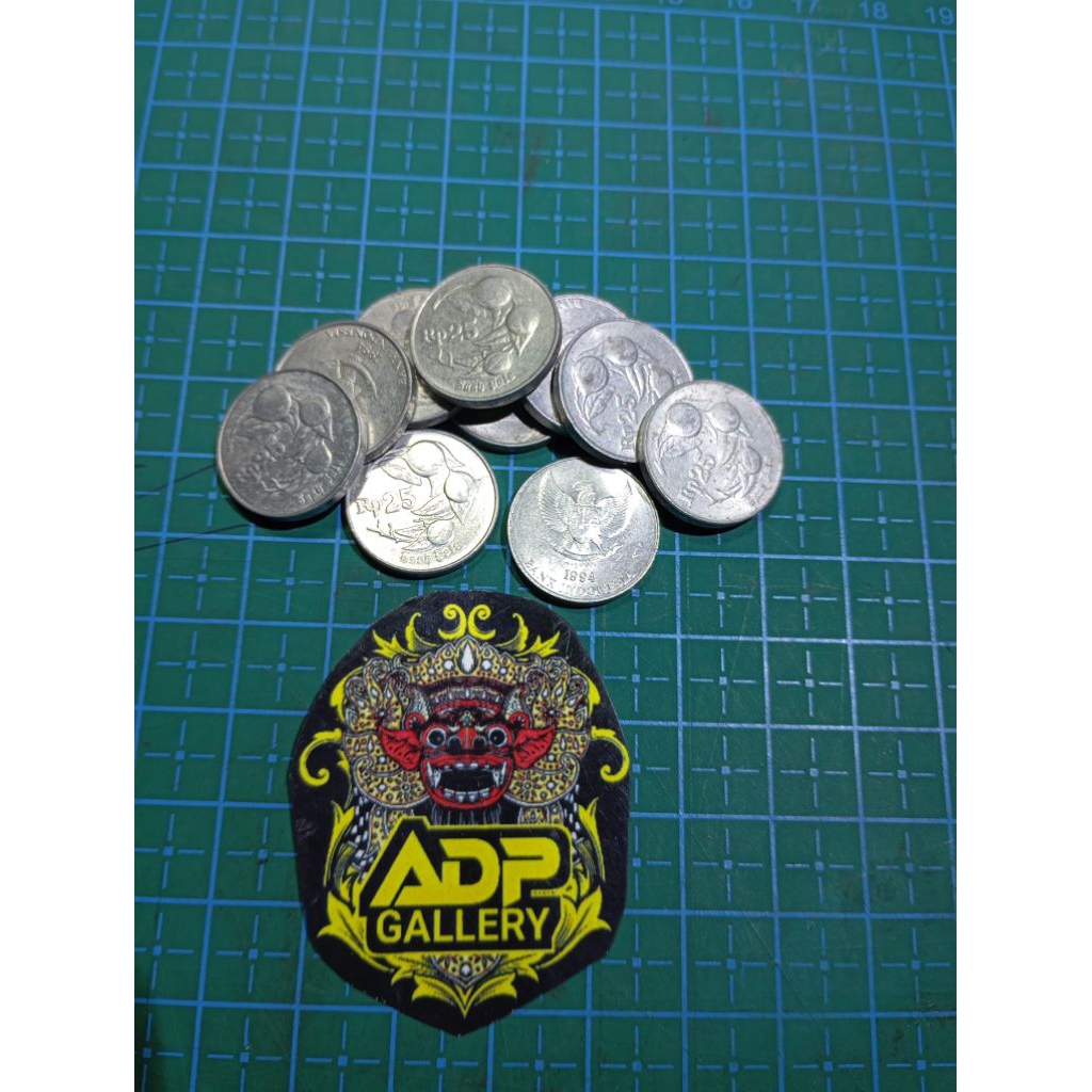 Paket MURAH HEMAT 10 keping Uang koin kuno Asli indonesia 25 Buah Pala,sesuai Foto.