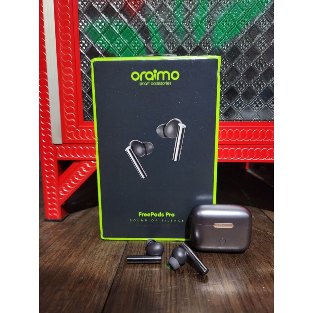 TWS Oraimo FreePods Pro Black Minus