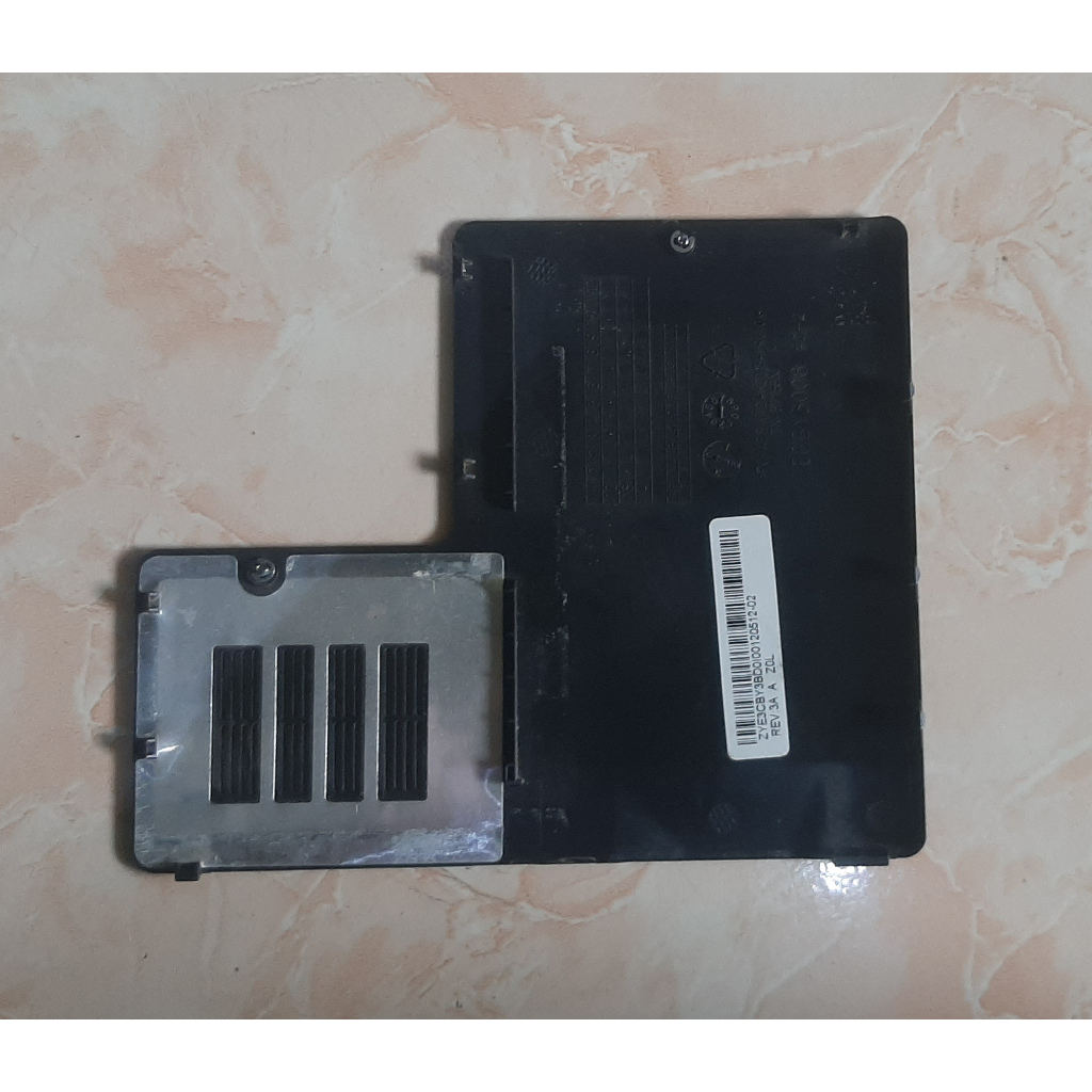 Tutup Casing Bawah Laptop Toshiba C800 C840D C800D