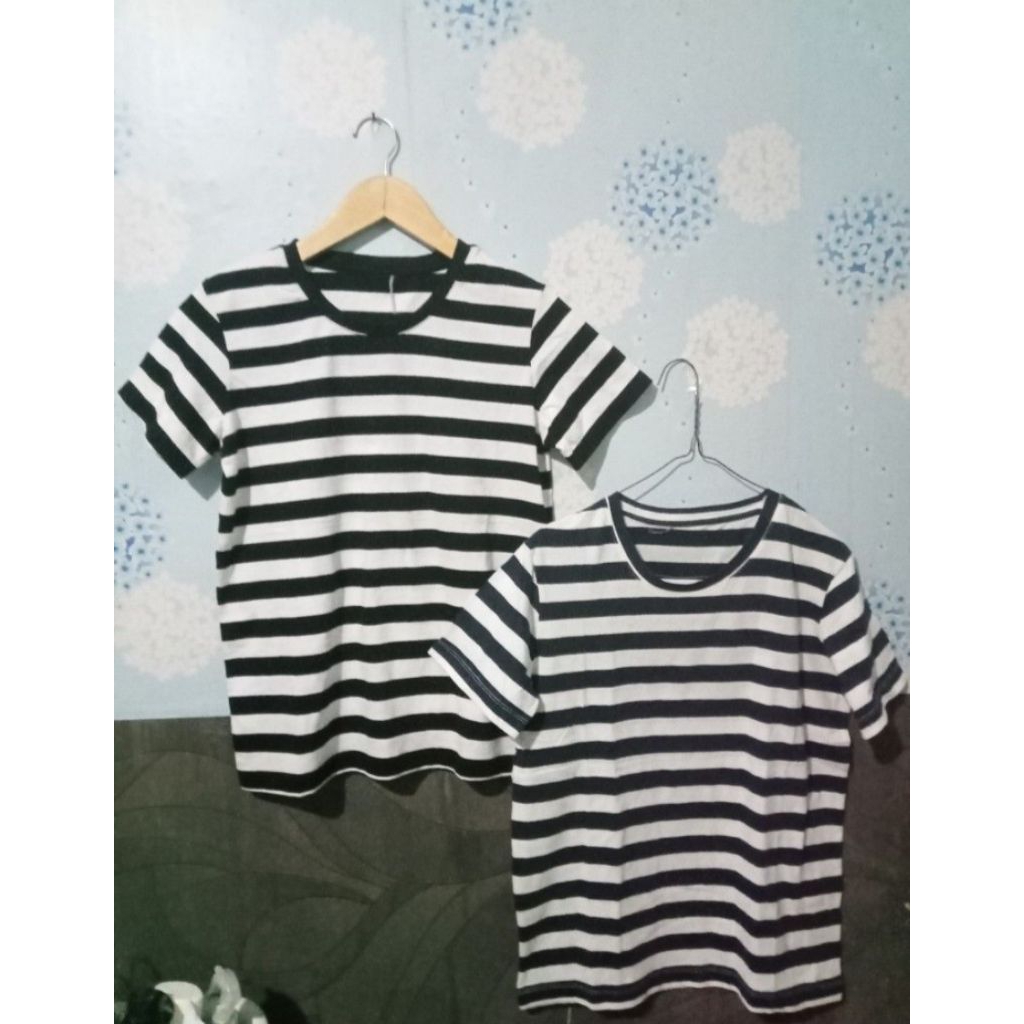 UNIQLO t-shirt stripe