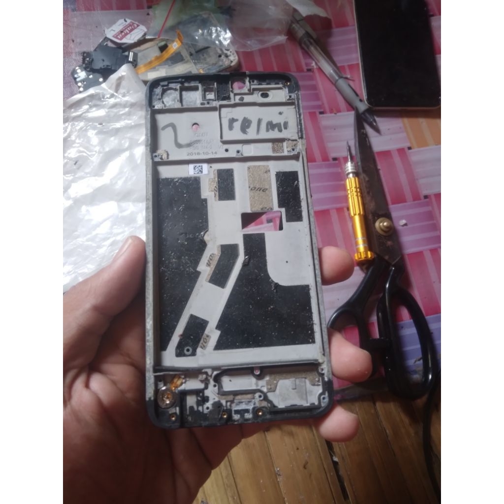 frame tatakan lcd realme 2 ori copotan