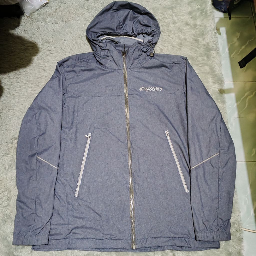 jaket discovery expedition size M fit L (LD 54 P 64)