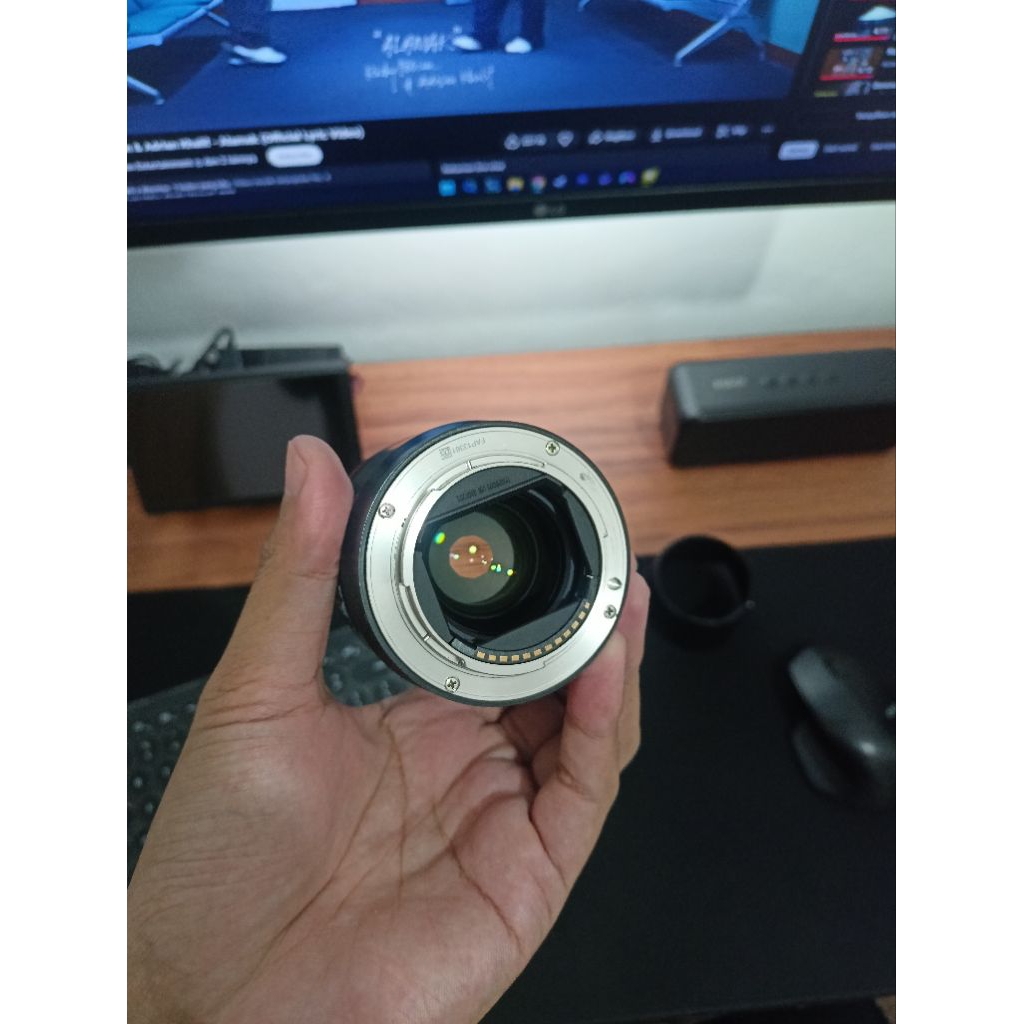 LENSA FE SAMYANG 75MM F 1.8 For SONY