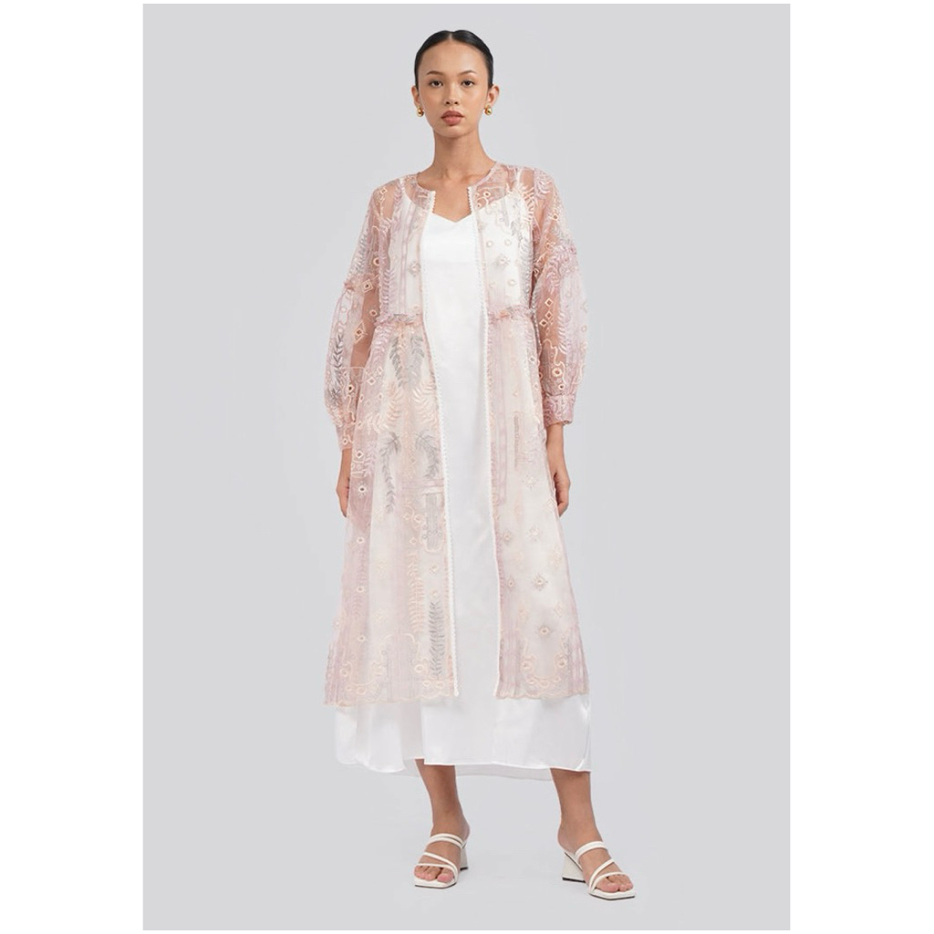 Atasan Brokat by The Executive